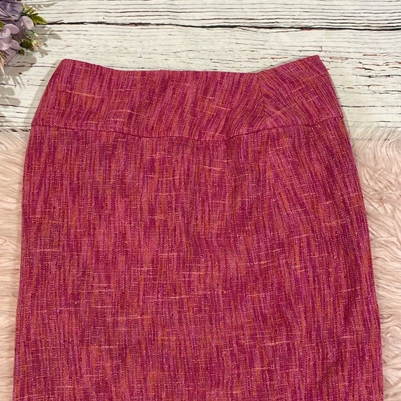 Dolce & Gabbana Pink Tweed Pencil Skirt - Picture 3 of 6